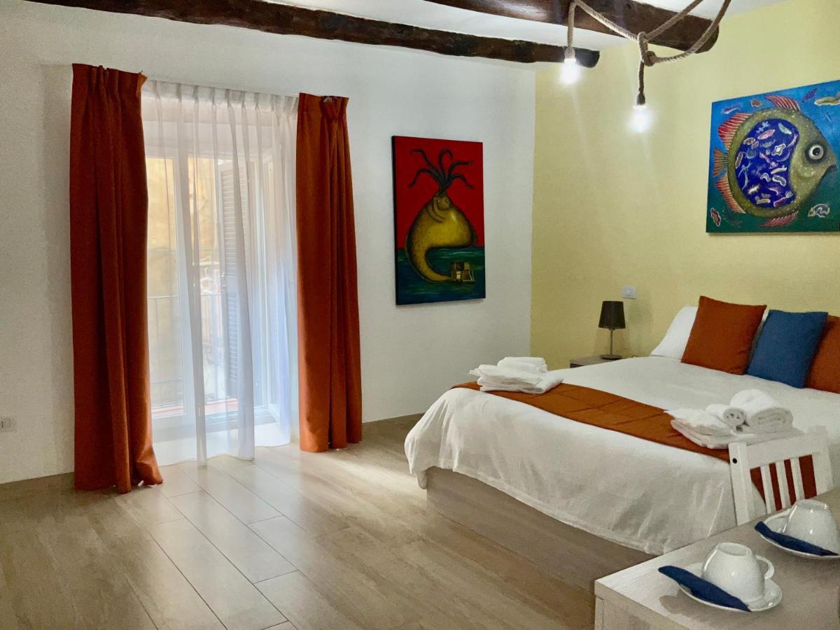 'A Room De' Scugnizzi Naples Luaran gambar