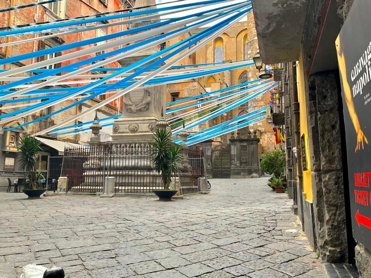 'A Room De' Scugnizzi Naples Luaran gambar