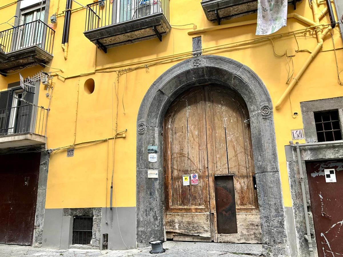 'A Room De' Scugnizzi Naples Luaran gambar
