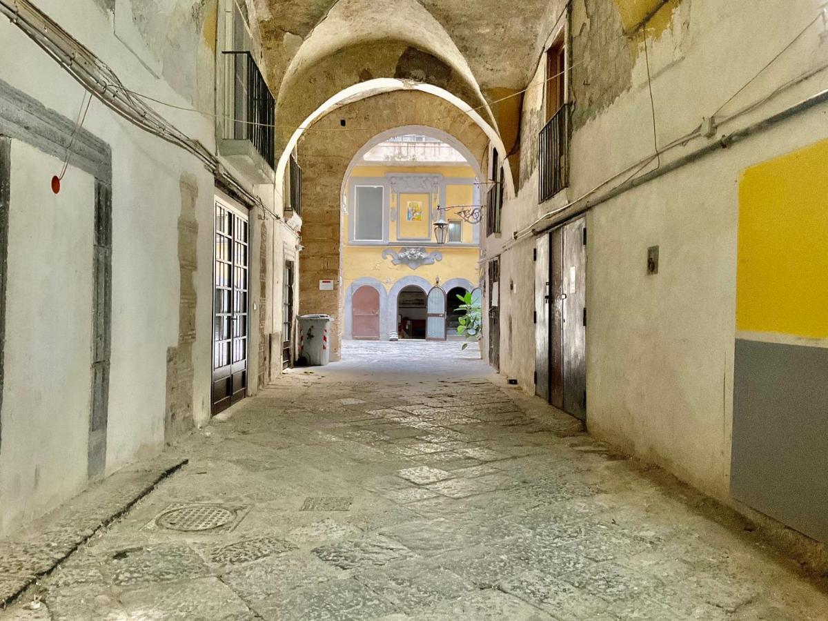 'A Room De' Scugnizzi Naples Luaran gambar