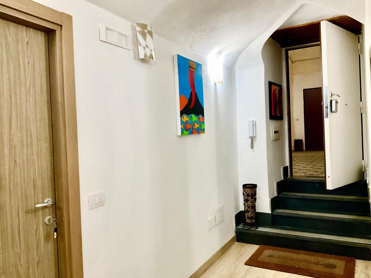 'A Room De' Scugnizzi Naples Luaran gambar