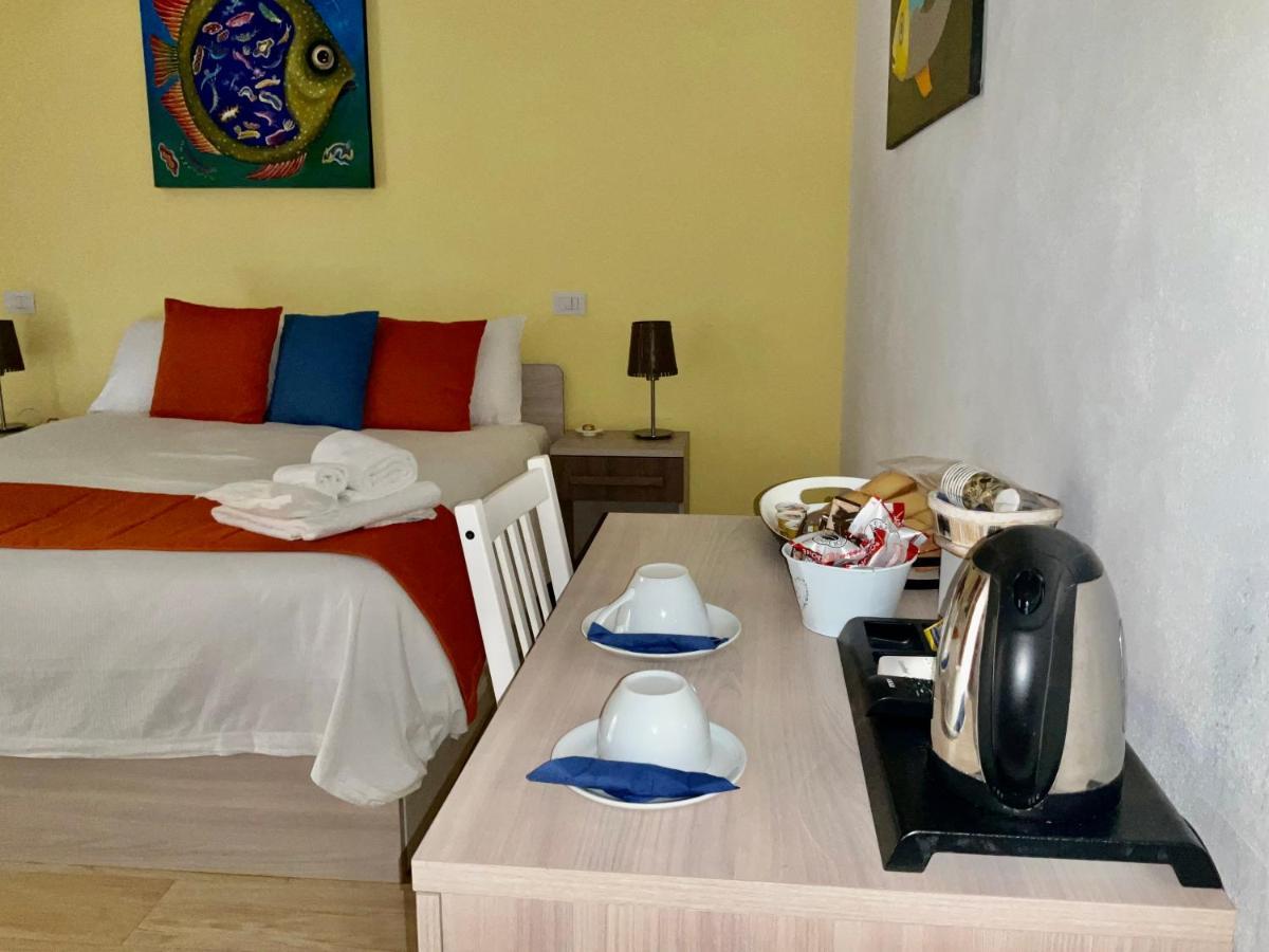 'A Room De' Scugnizzi Naples Luaran gambar
