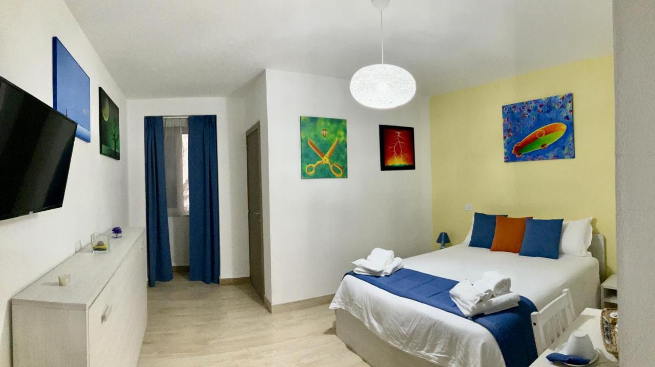 'A Room De' Scugnizzi Naples Luaran gambar