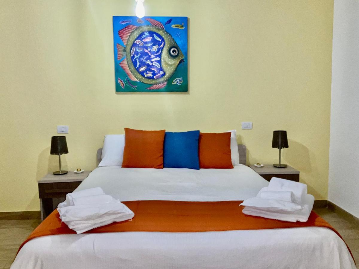 'A Room De' Scugnizzi Naples Luaran gambar