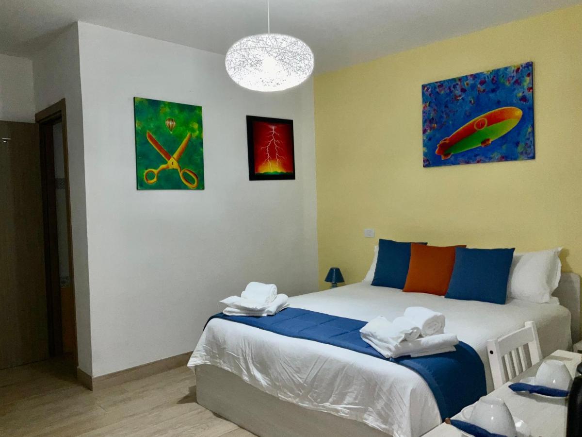 'A Room De' Scugnizzi Naples Luaran gambar