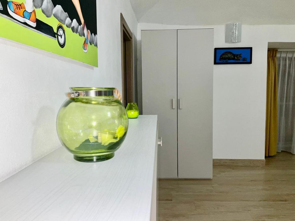 'A Room De' Scugnizzi Naples Luaran gambar